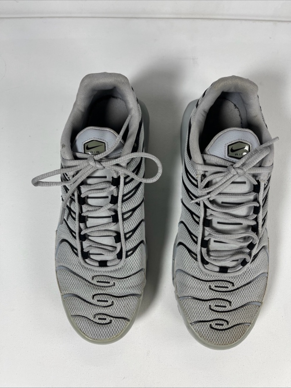 SOLD Nike Air Max Plus Tn Wolf Grey Sneakers Shoes 852630-021 Men’s 10 - Picture 4 of 14